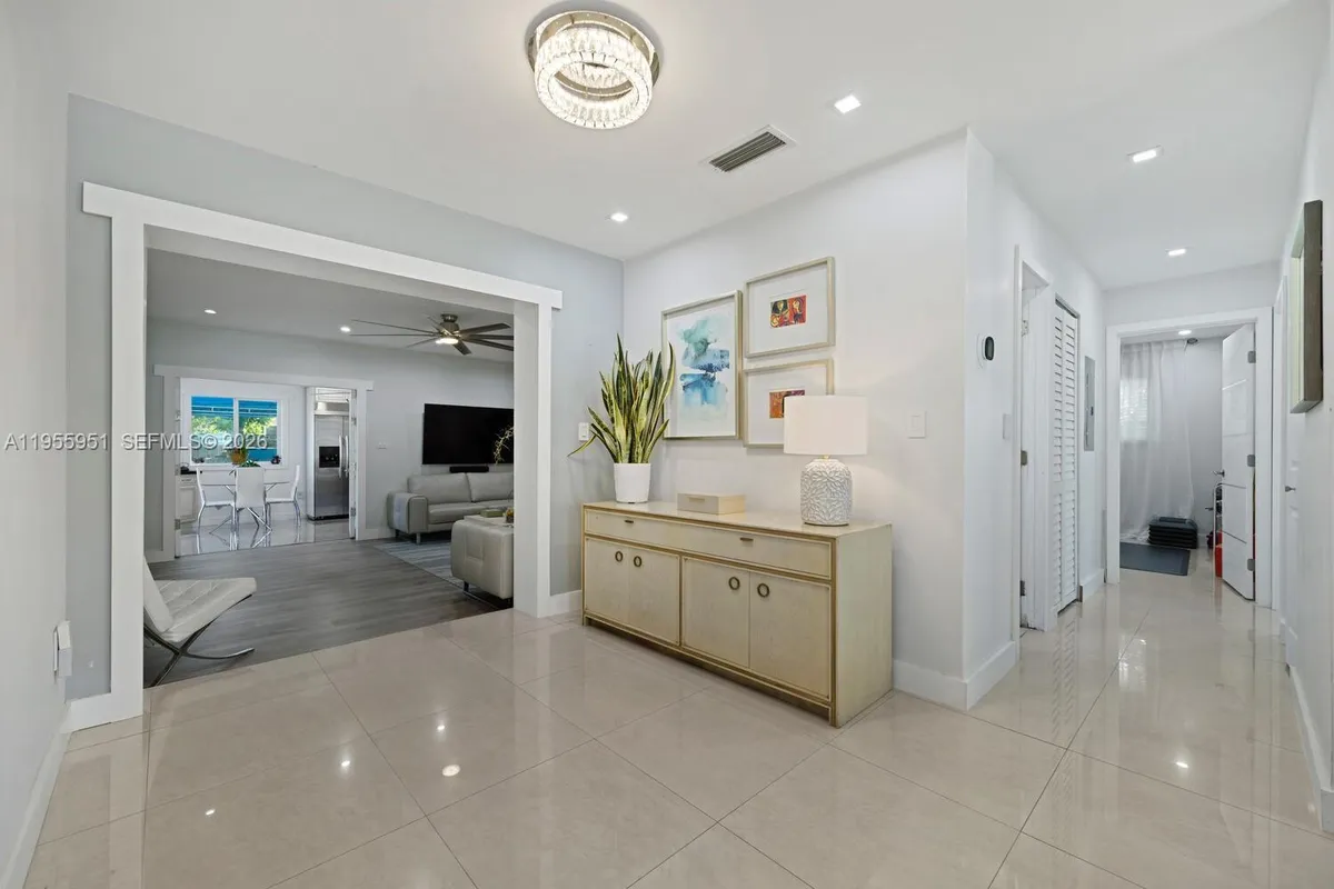 6423 SW 107th Pl, Miami FL 33173