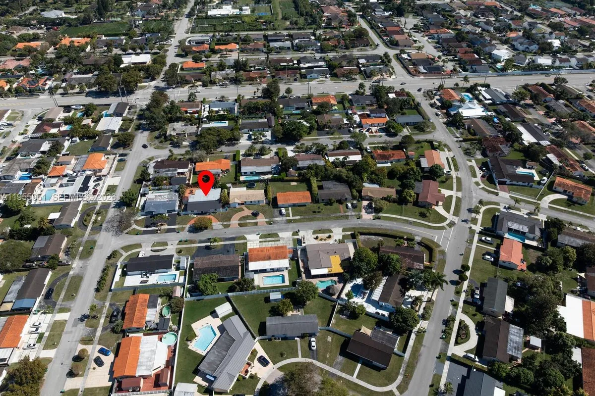 6423 SW 107th Pl, Miami FL 33173