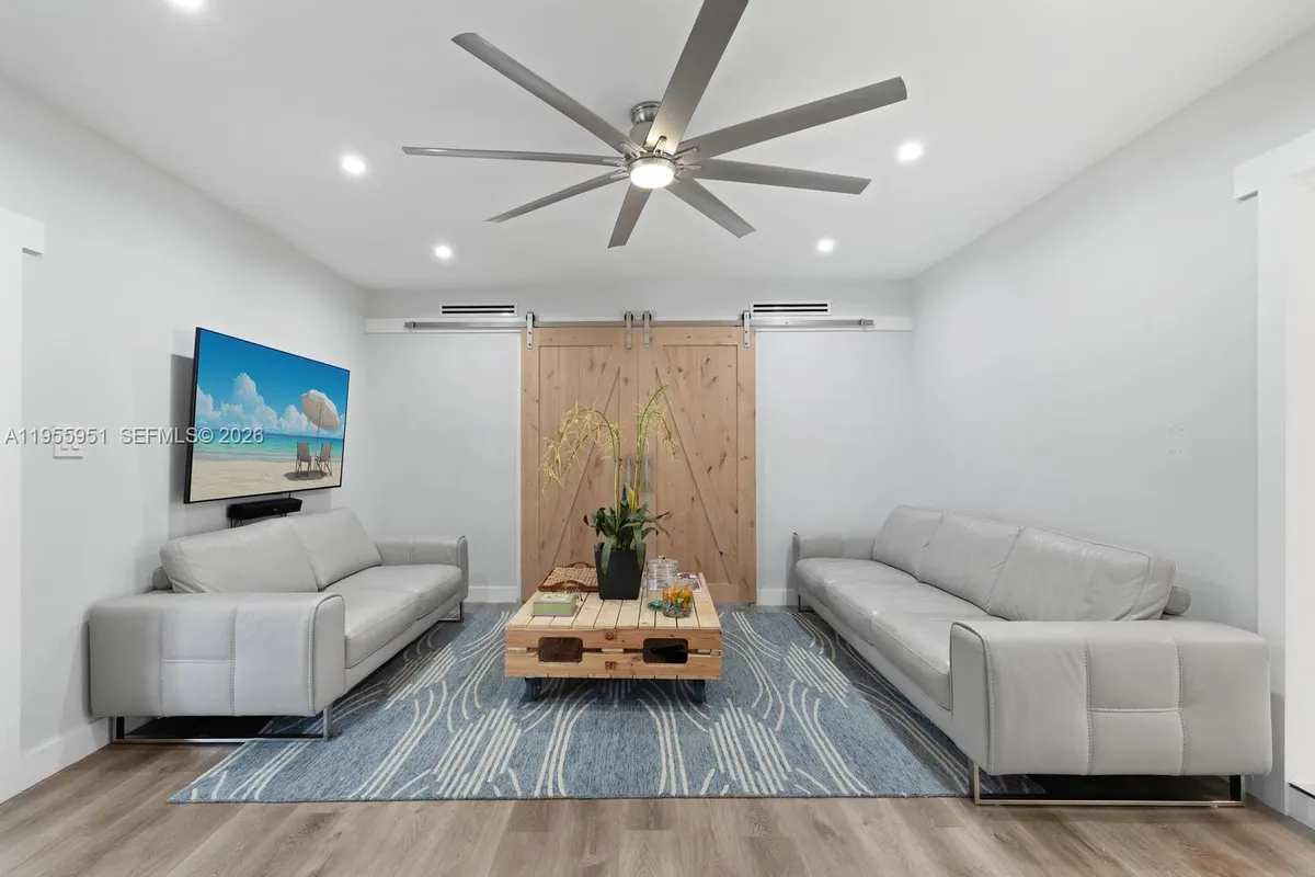 6423 SW 107th Pl, Miami FL 33173