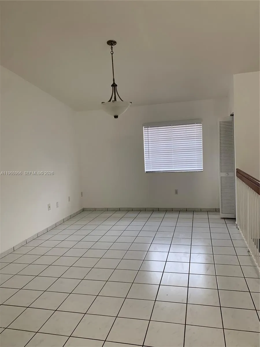 10101 W Okeechobee Rd # 17202, Hialeah Gardens FL 33016