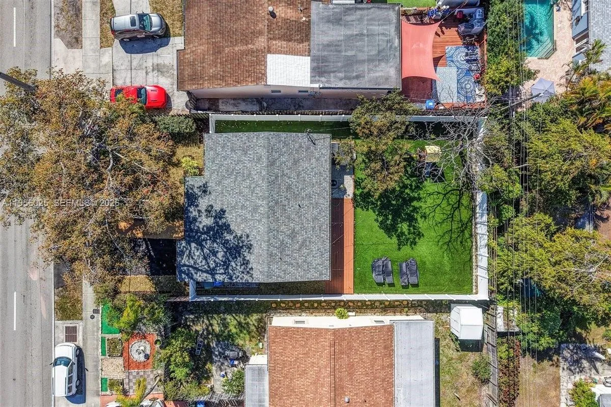 5157 NE 6th Ave, Oakland Park FL 33334