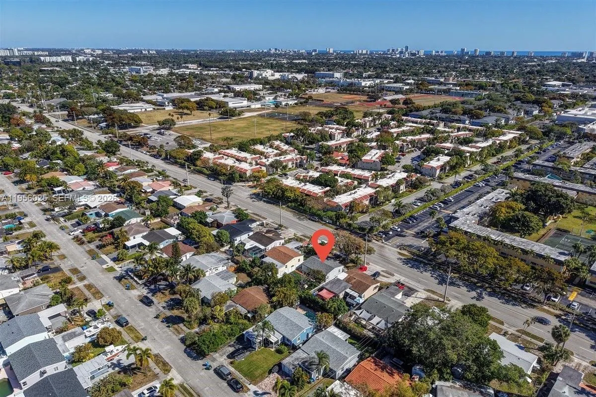 5157 NE 6th Ave, Oakland Park FL 33334