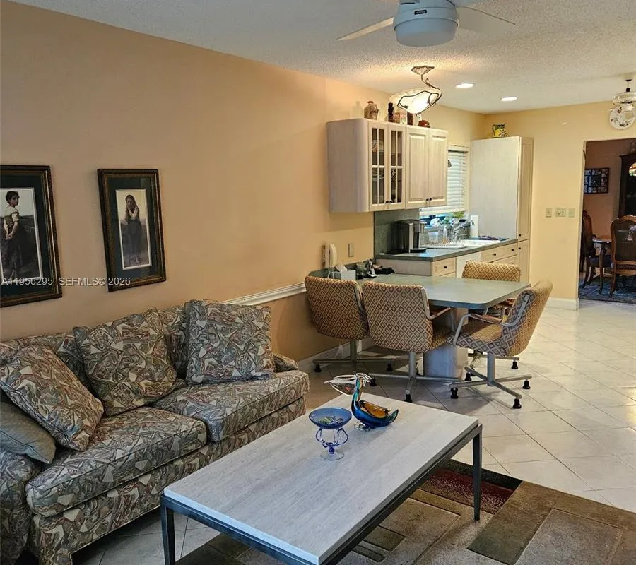 10301 Greenbriar Ct, Boca Raton FL 33498