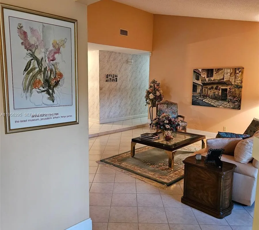 10301 Greenbriar Ct, Boca Raton FL 33498