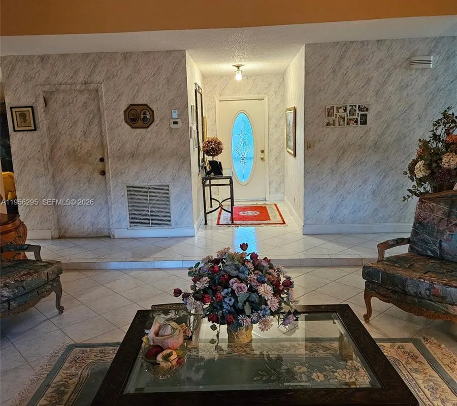 10301 Greenbriar Ct, Boca Raton FL 33498