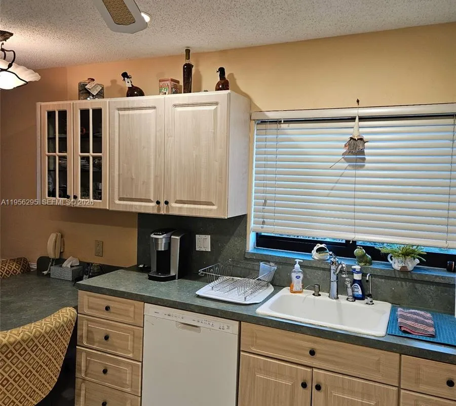 10301 Greenbriar Ct, Boca Raton FL 33498