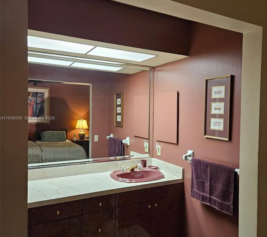 10301 Greenbriar Ct, Boca Raton FL 33498