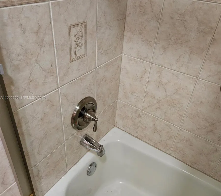 10301 Greenbriar Ct, Boca Raton FL 33498