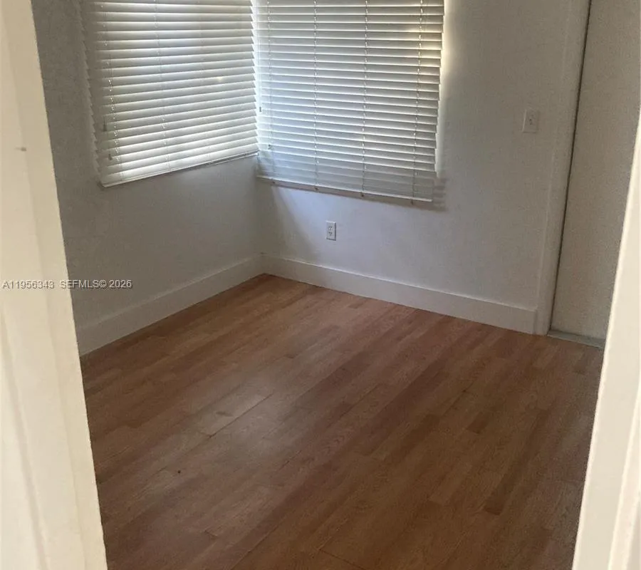 3742 SW 29th St # 3742, Miami FL 33134