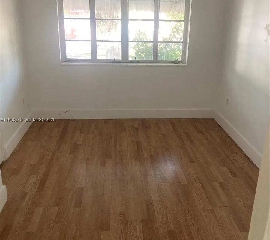 3742 SW 29th St # 3742, Miami FL 33134