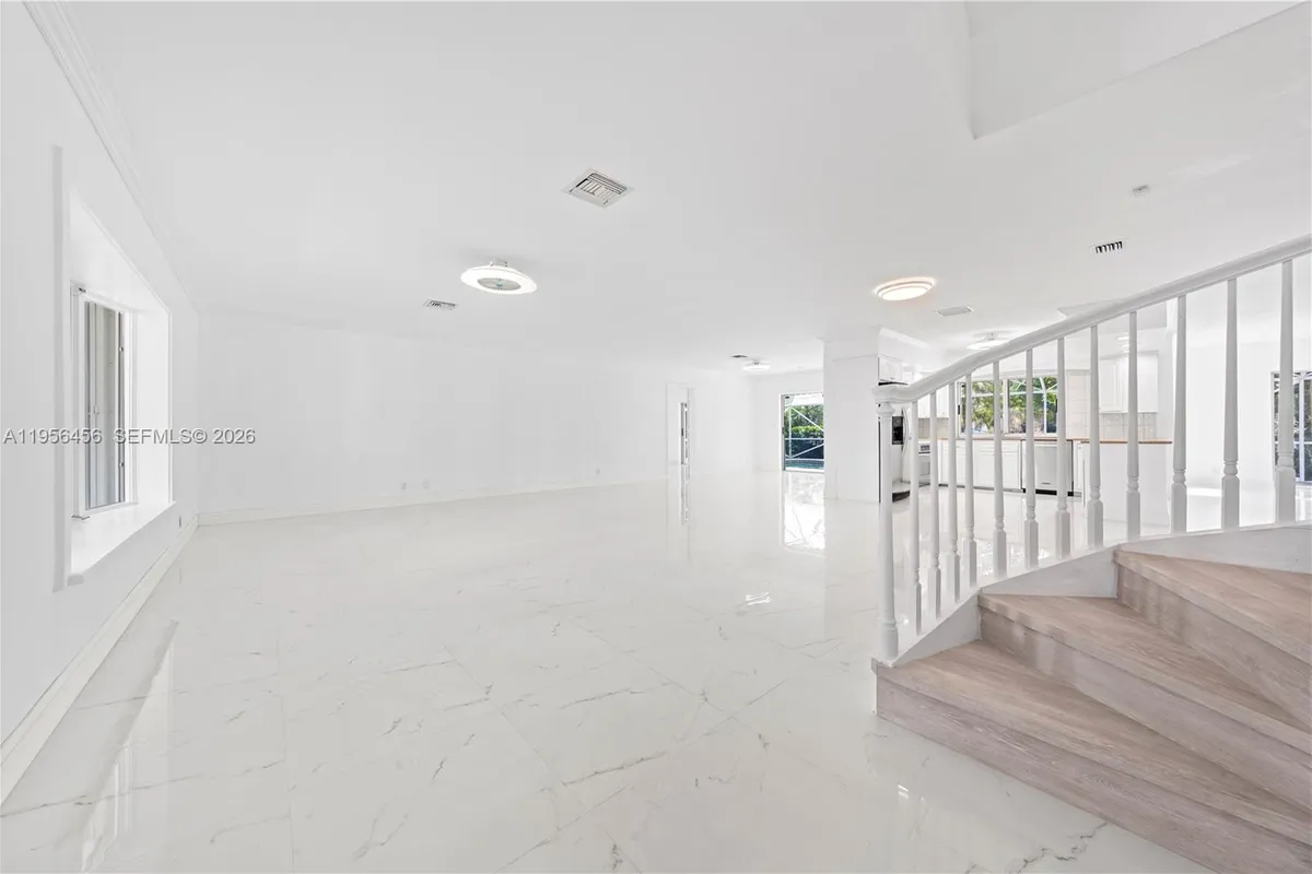 405 Bontona Ave, Fort Lauderdale FL 33301