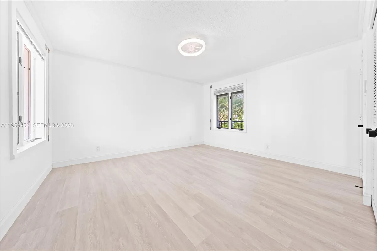 405 Bontona Ave, Fort Lauderdale FL 33301