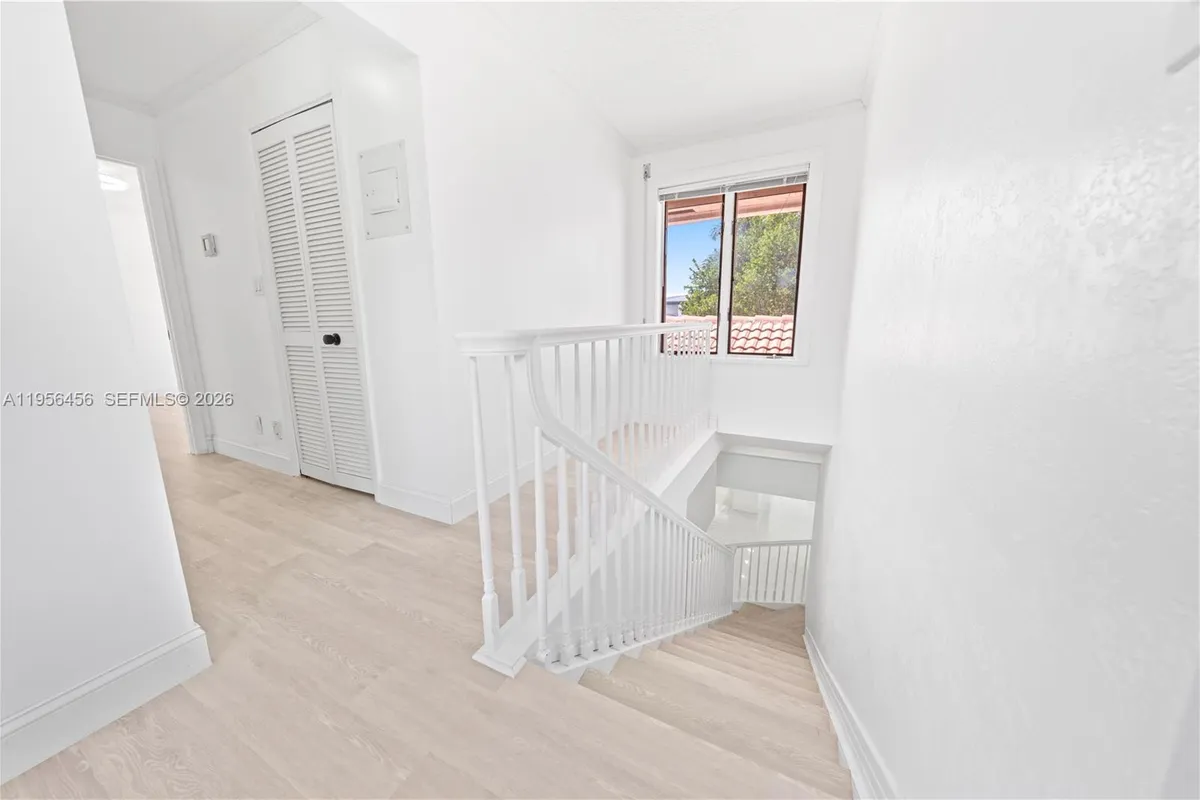 405 Bontona Ave, Fort Lauderdale FL 33301