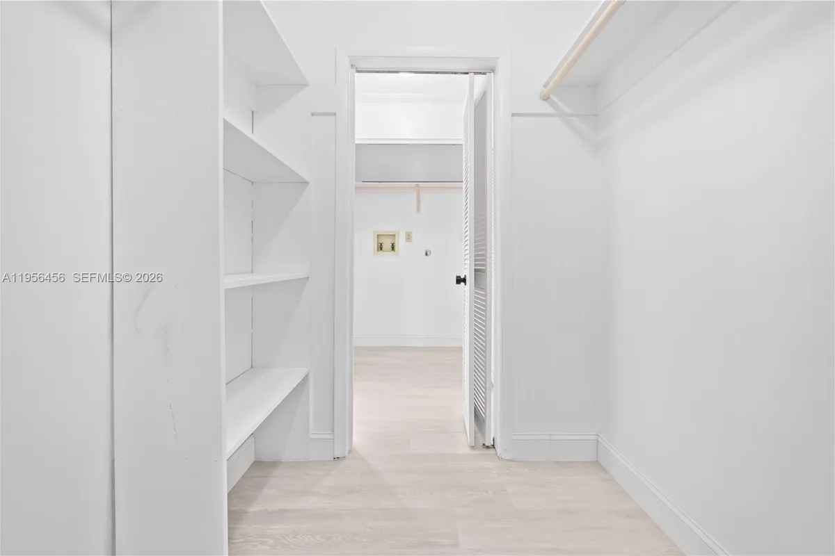 405 Bontona Ave, Fort Lauderdale FL 33301