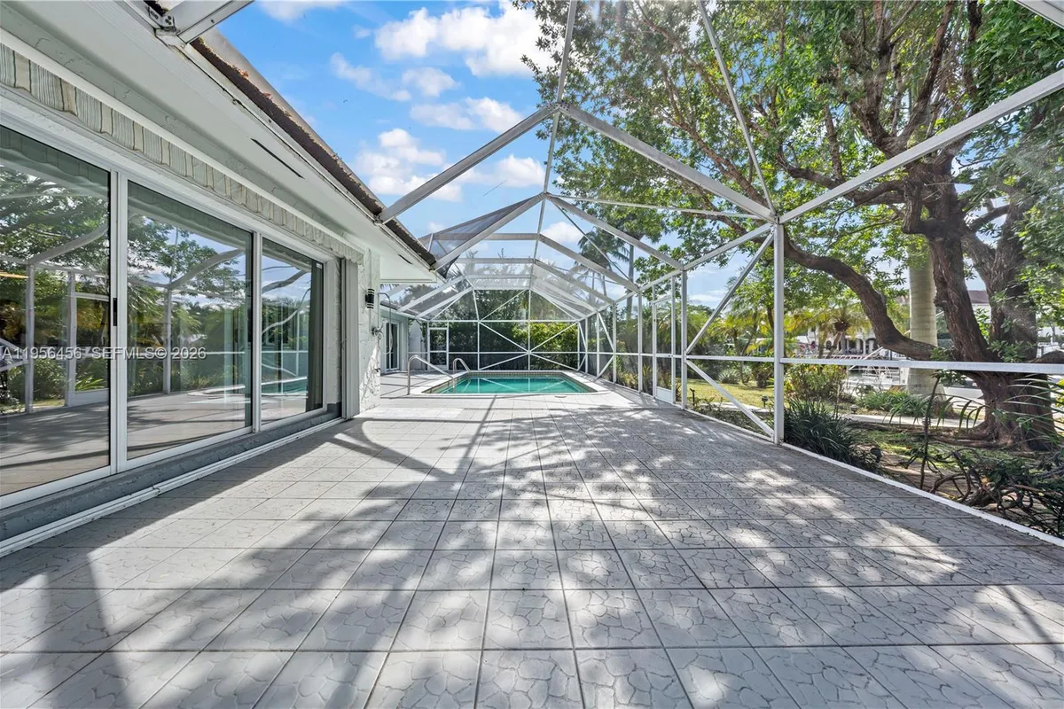 405 Bontona Ave, Fort Lauderdale FL 33301