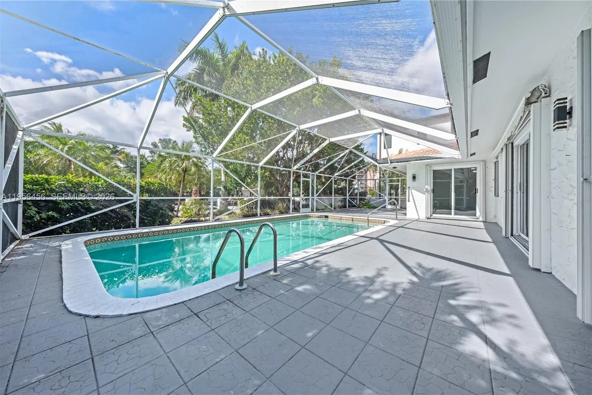 405 Bontona Ave, Fort Lauderdale FL 33301