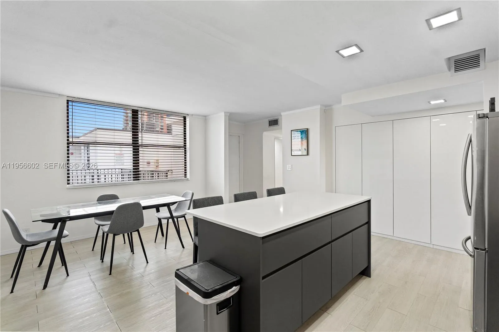 3440 NE 192nd St # A, Aventura FL 33180