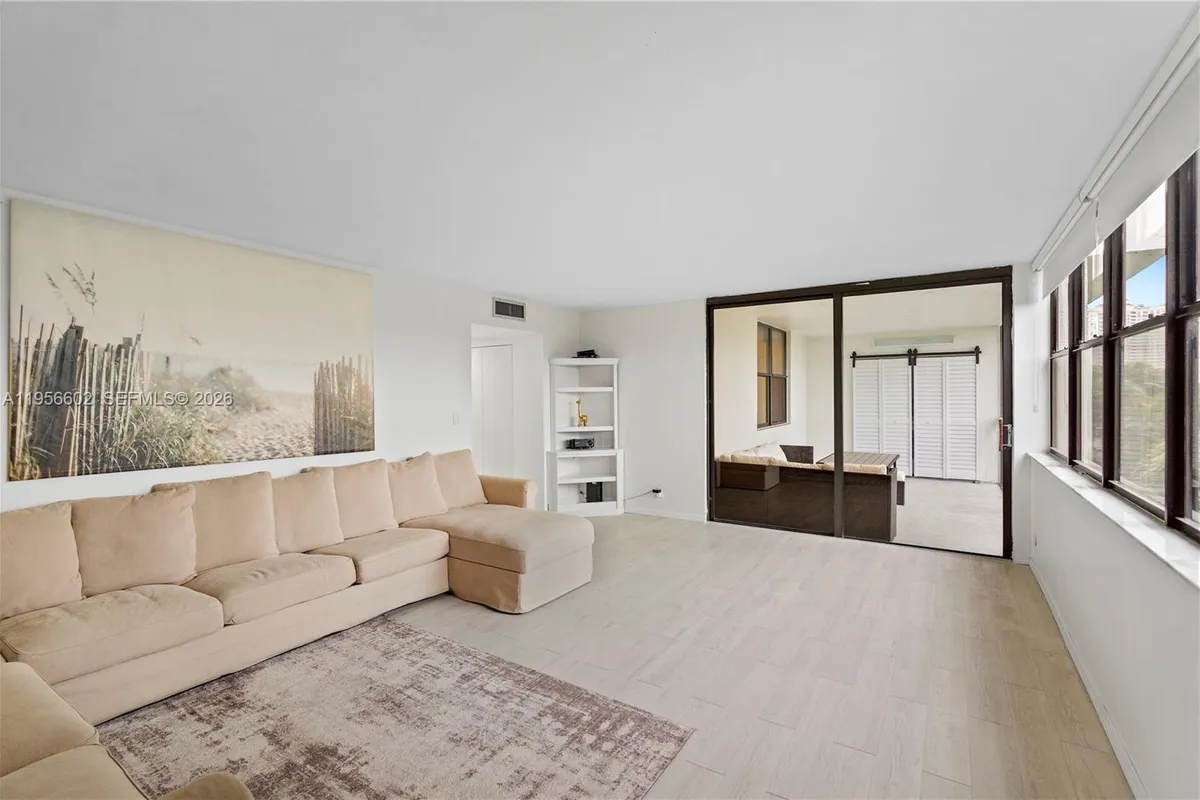 3440 NE 192nd St # A, Aventura FL 33180