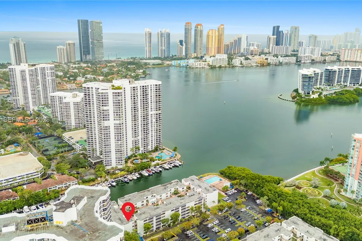 3440 NE 192nd St # A, Aventura FL 33180