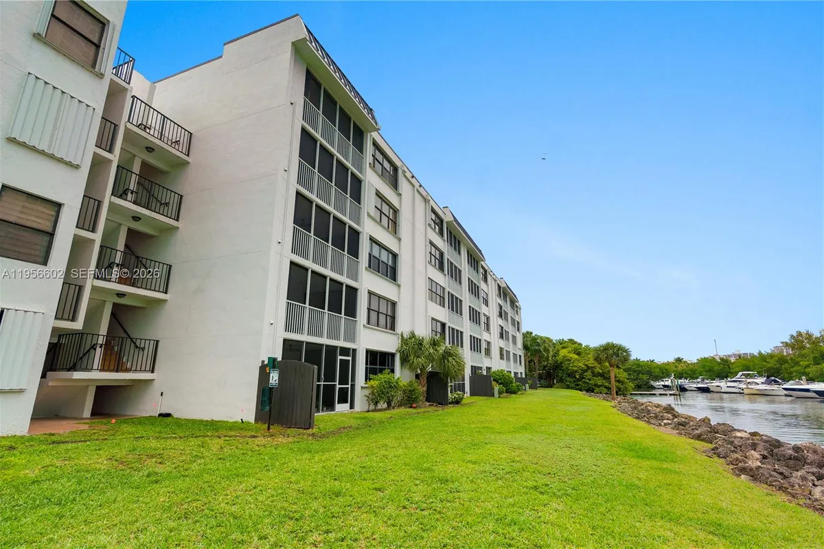 3440 NE 192nd St # A, Aventura FL 33180