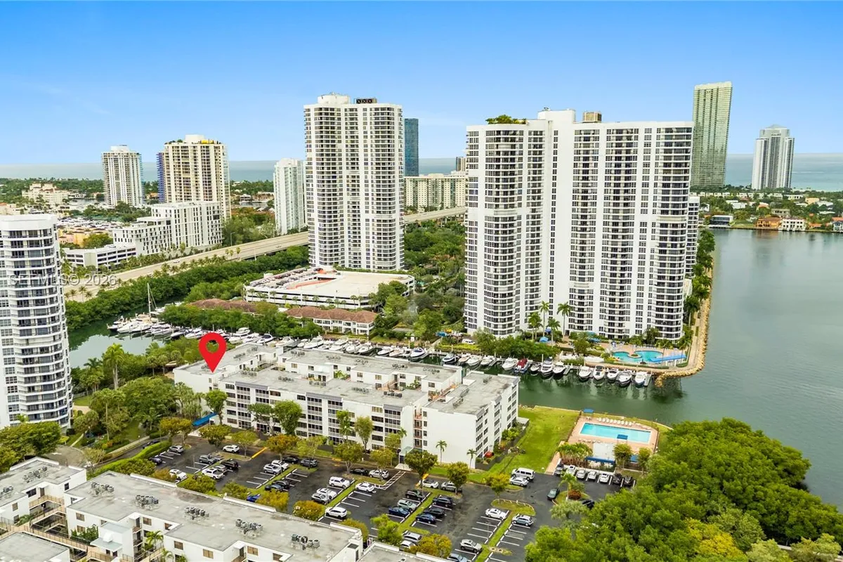 3440 NE 192nd St # A, Aventura FL 33180