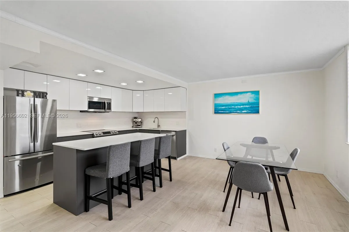 3440 NE 192nd St # A, Aventura FL 33180