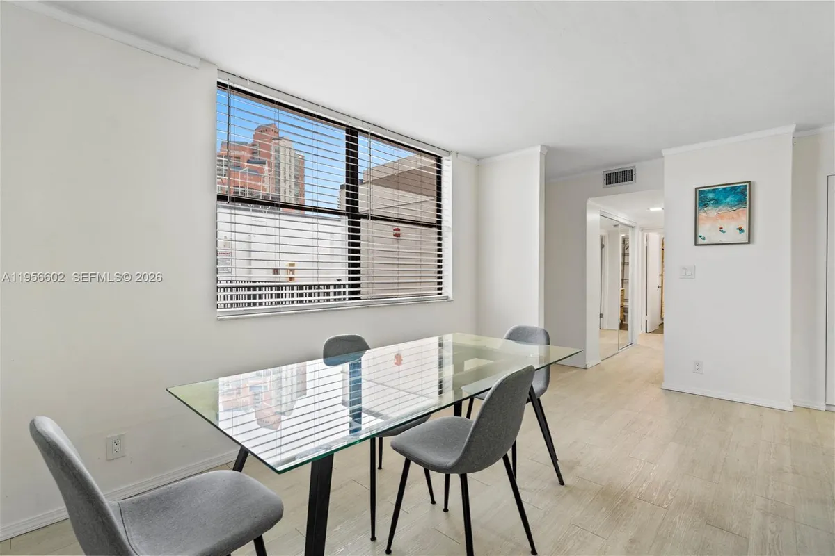 3440 NE 192nd St # A, Aventura FL 33180