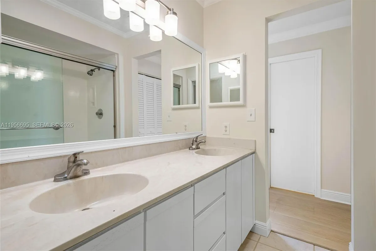 804 Summerwinds Ln, Jupiter FL 33458