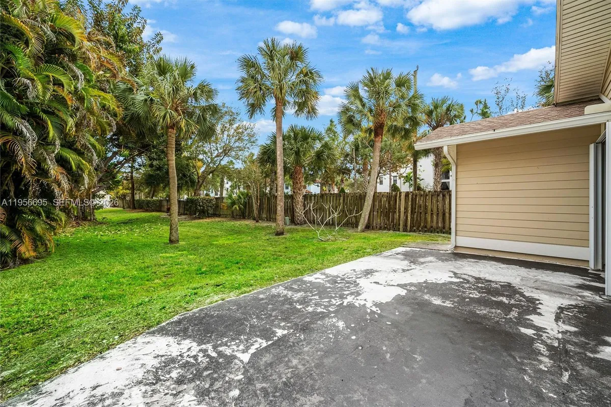 804 Summerwinds Ln, Jupiter FL 33458