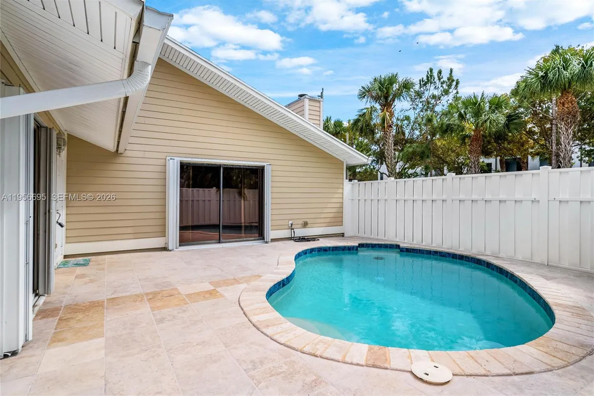 804 Summerwinds Ln, Jupiter FL 33458