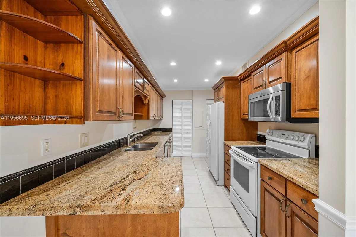 804 Summerwinds Ln, Jupiter FL 33458