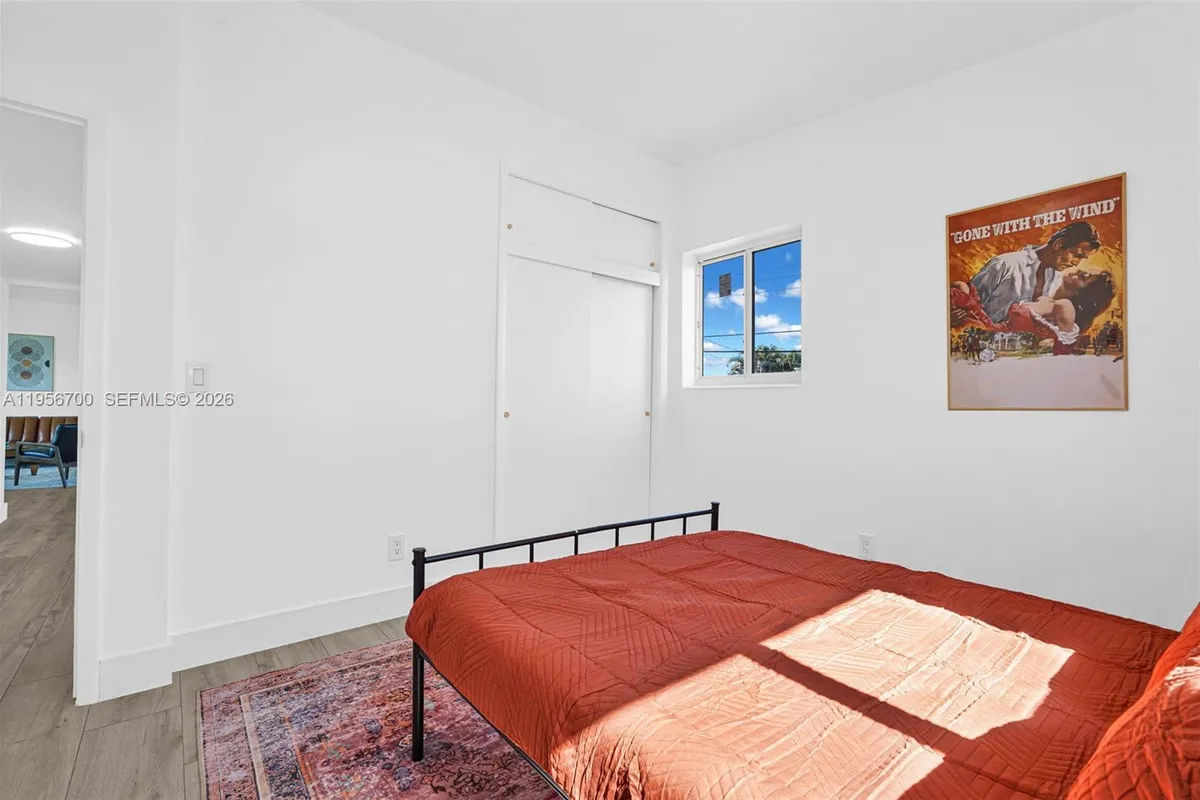 5730 SW 54th Ter, Davie FL 33314