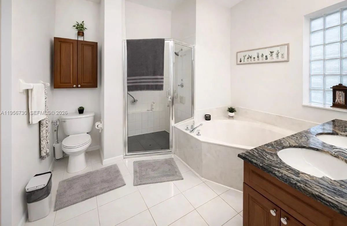 10390 E Utopia Cir E # 10390, Boynton Beach FL 33437