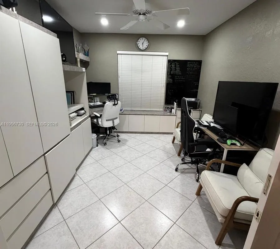 10390 E Utopia Cir E # 10390, Boynton Beach FL 33437