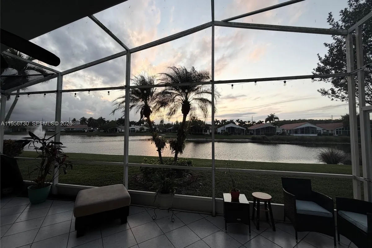 10390 E Utopia Cir E # 10390, Boynton Beach FL 33437