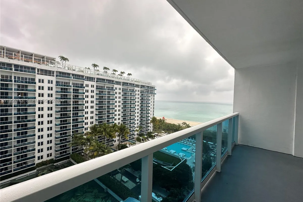 2301 Collins Ave # 1421, Miami Beach FL 33139