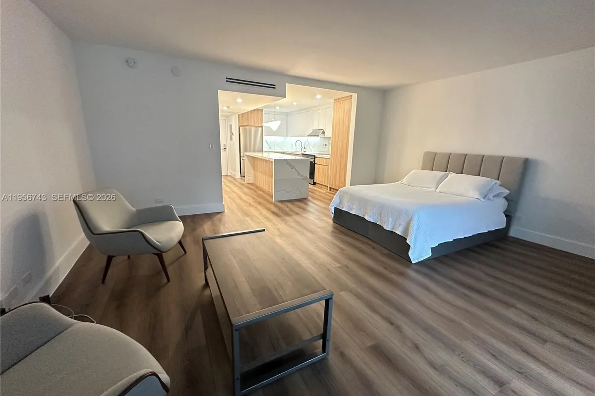 2301 Collins Ave # 1421, Miami Beach FL 33139