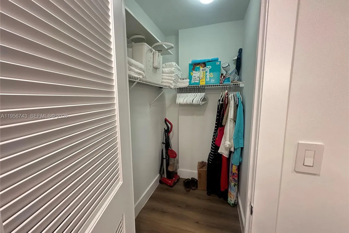 2301 Collins Ave # 1421, Miami Beach FL 33139