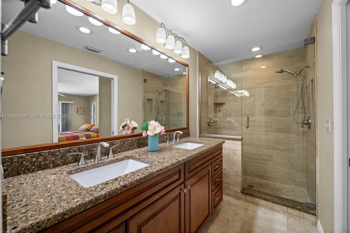 2926 SW 38th Ter, Cape Coral FL 33914