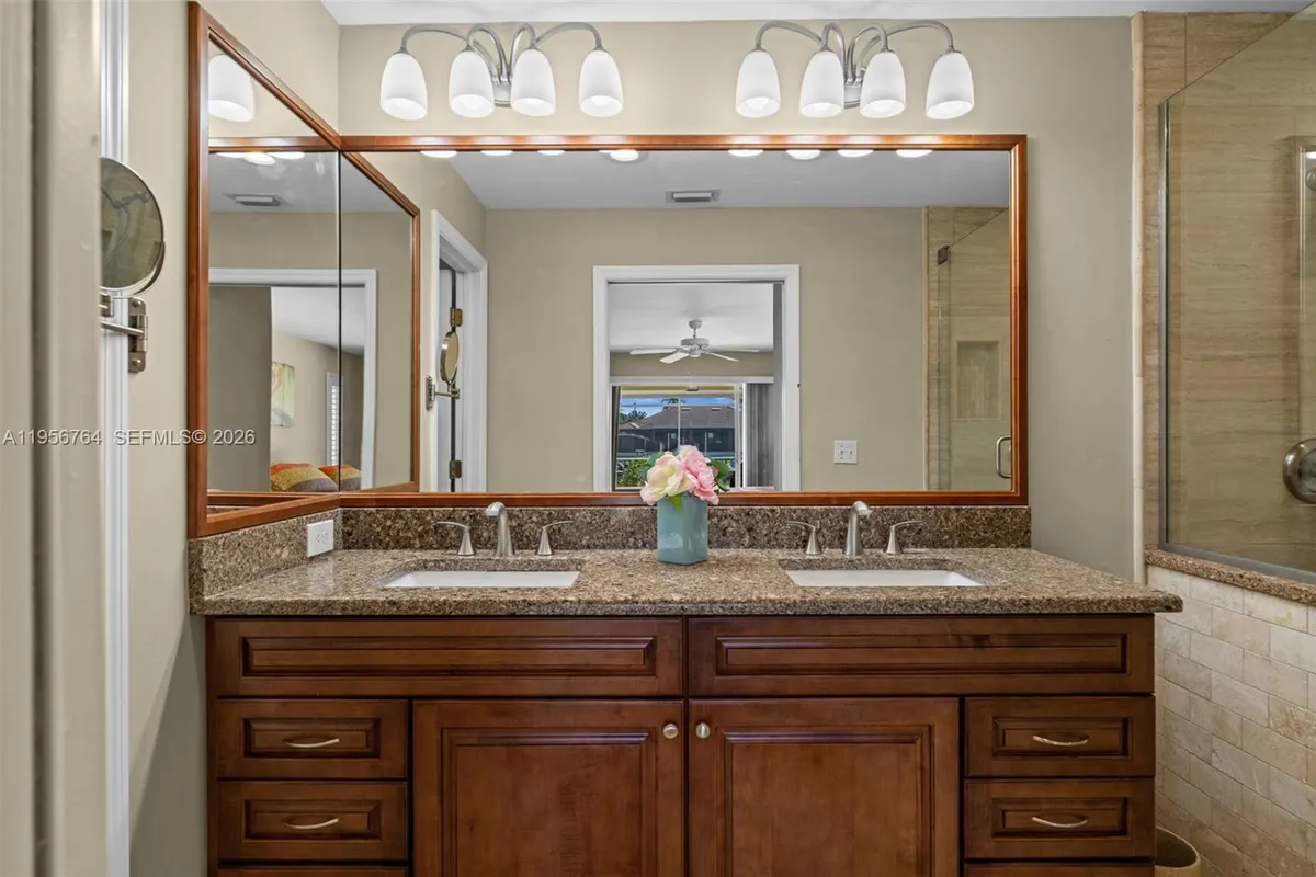 2926 SW 38th Ter, Cape Coral FL 33914