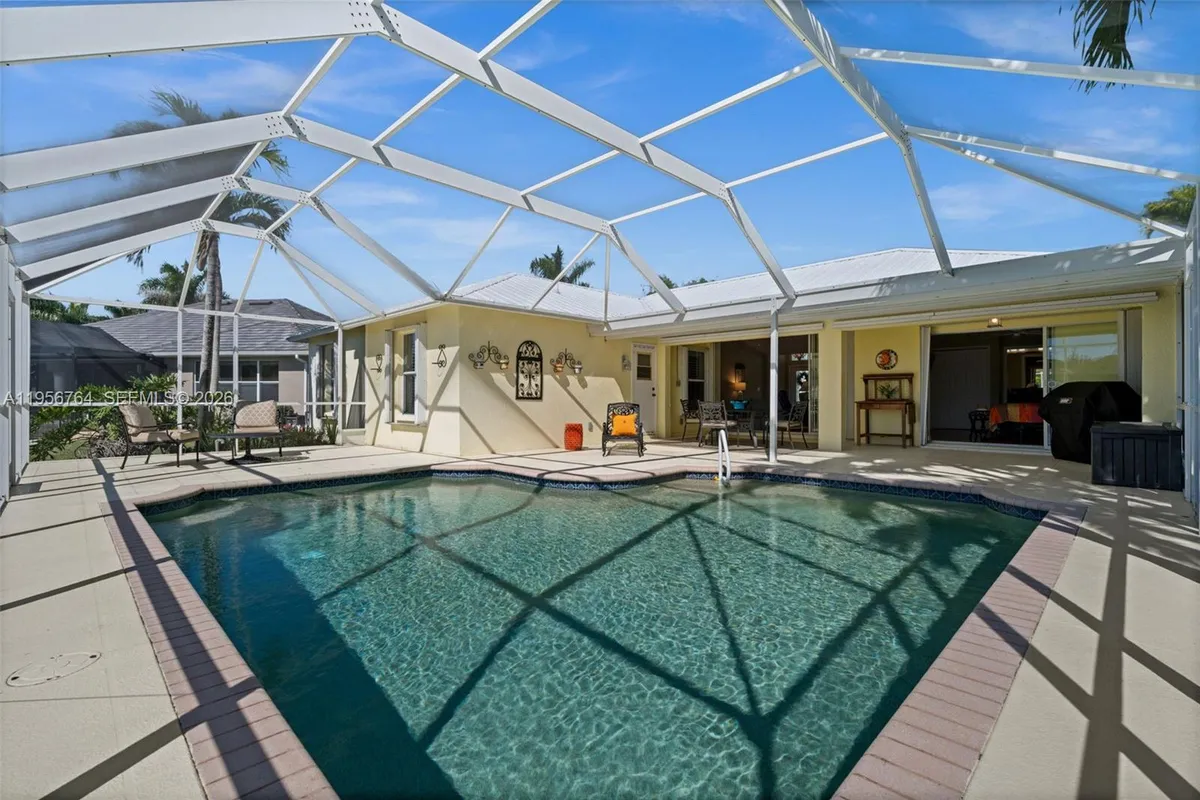 2926 SW 38th Ter, Cape Coral FL 33914