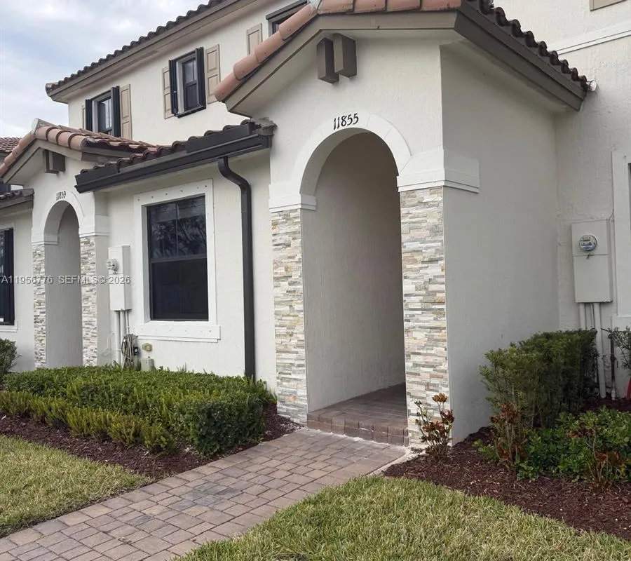 11855 SW 246th Ter, Homestead FL 33032