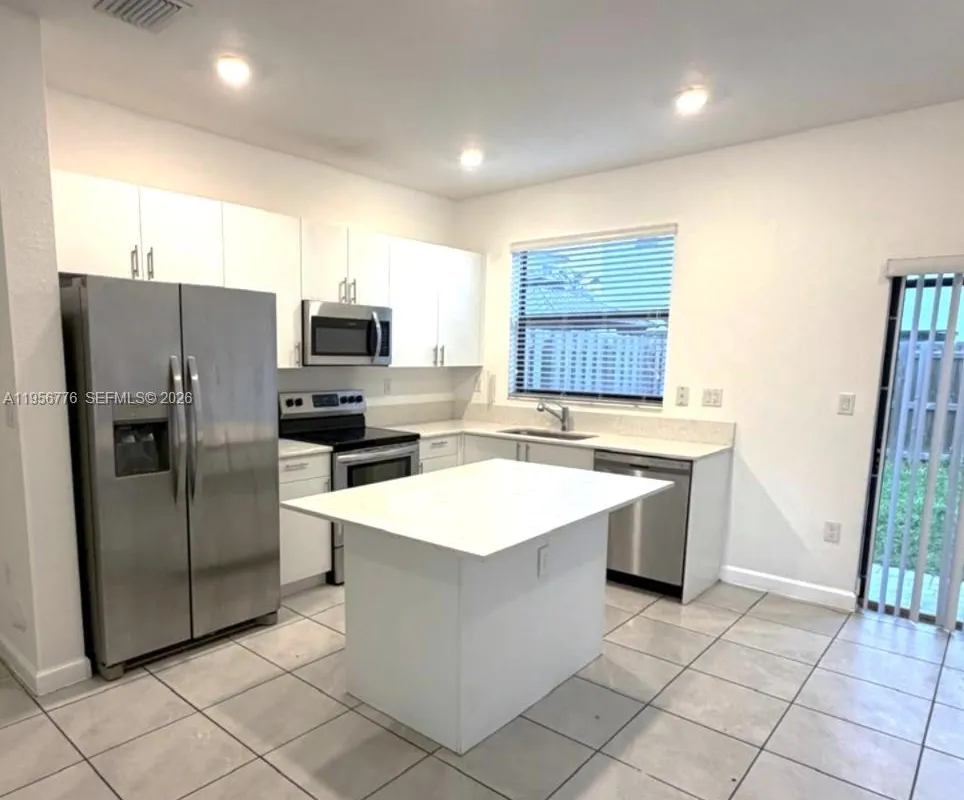 11855 SW 246th Ter, Homestead FL 33032