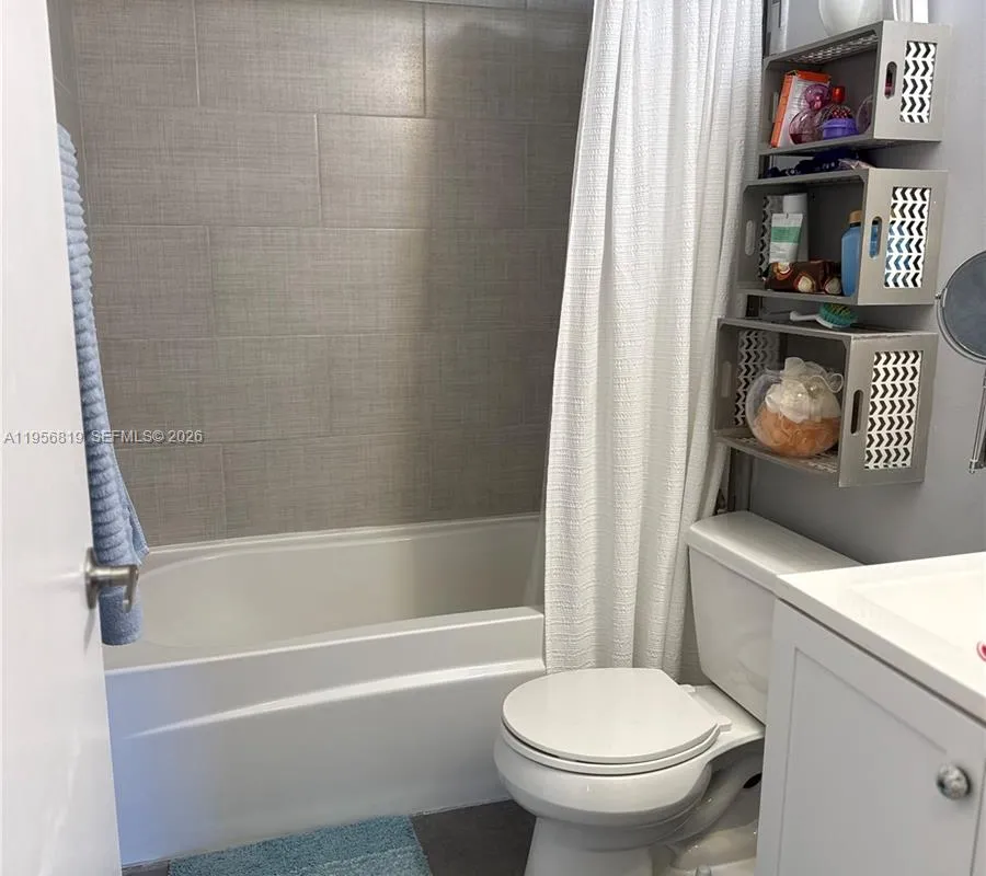 11039 SW 152nd Ct, Miami FL 33196