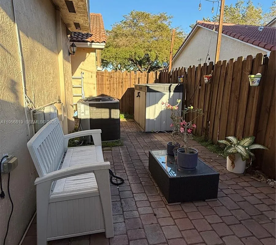 11039 SW 152nd Ct, Miami FL 33196