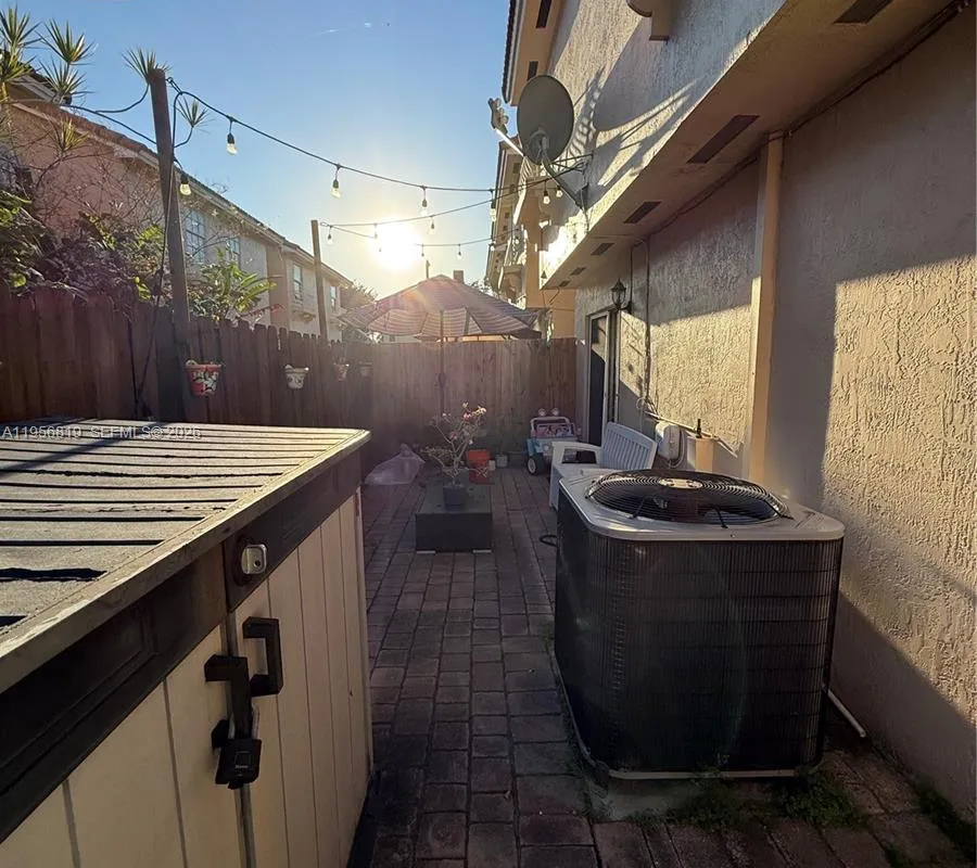 11039 SW 152nd Ct, Miami FL 33196