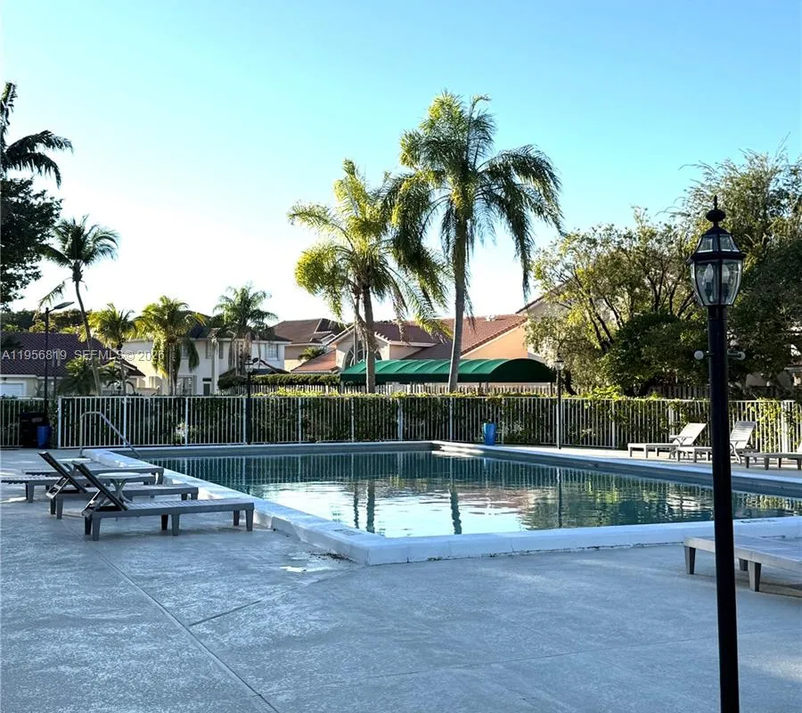 11039 SW 152nd Ct, Miami FL 33196