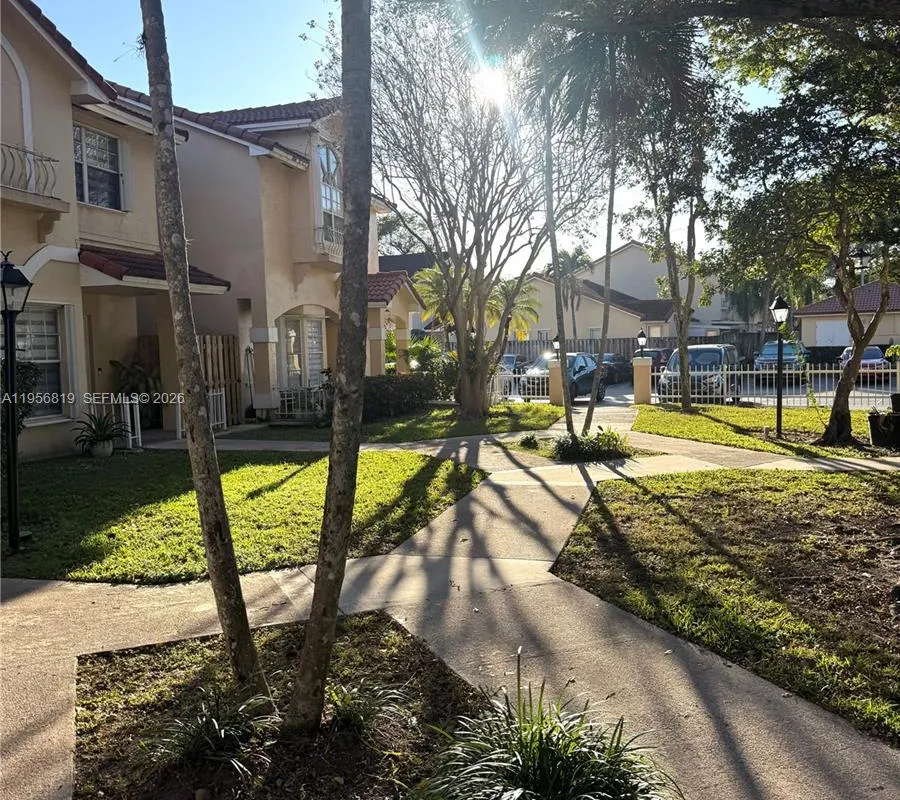 11039 SW 152nd Ct, Miami FL 33196