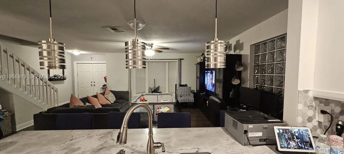 11039 SW 152nd Ct, Miami FL 33196