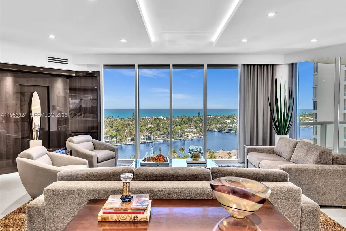 21200 Point Pl, Aventura FL 33180